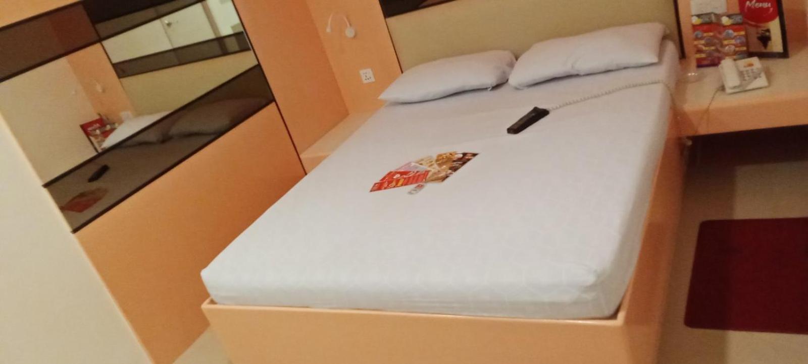 Hotel Sogo Buendia Pasay Eksteriør bilde