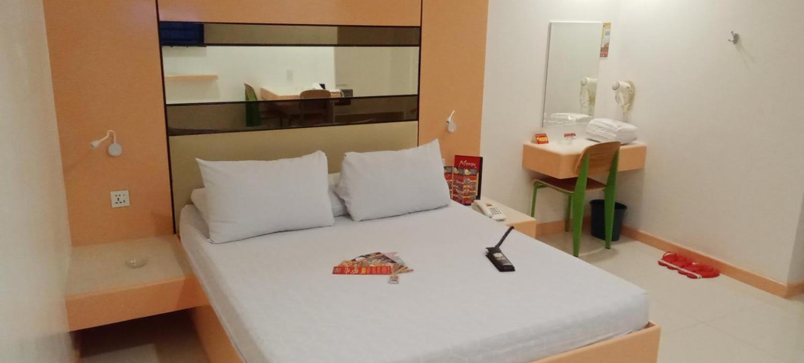 Hotel Sogo Buendia Pasay Eksteriør bilde